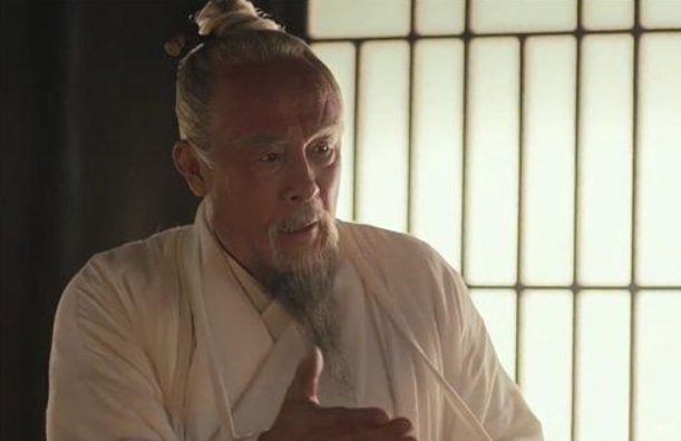 扁鹊|扁鹊为何被移除教科书？专家：看他给别人治病的年龄，就明白了