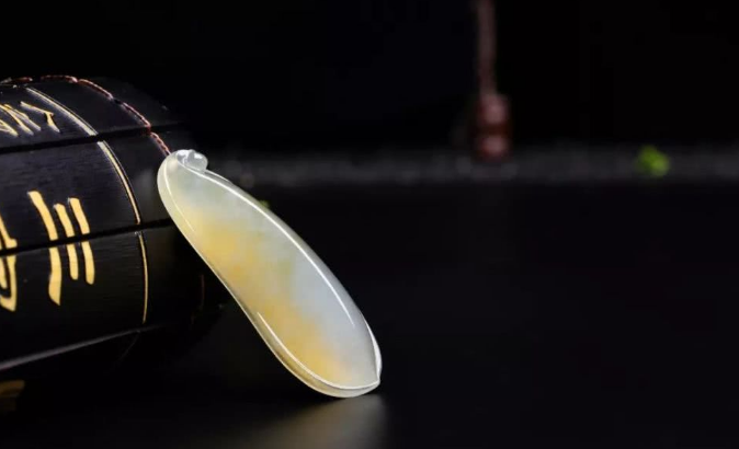 |和田玉估价微妙又复杂，此行业一直看真假，为何从来不估价？