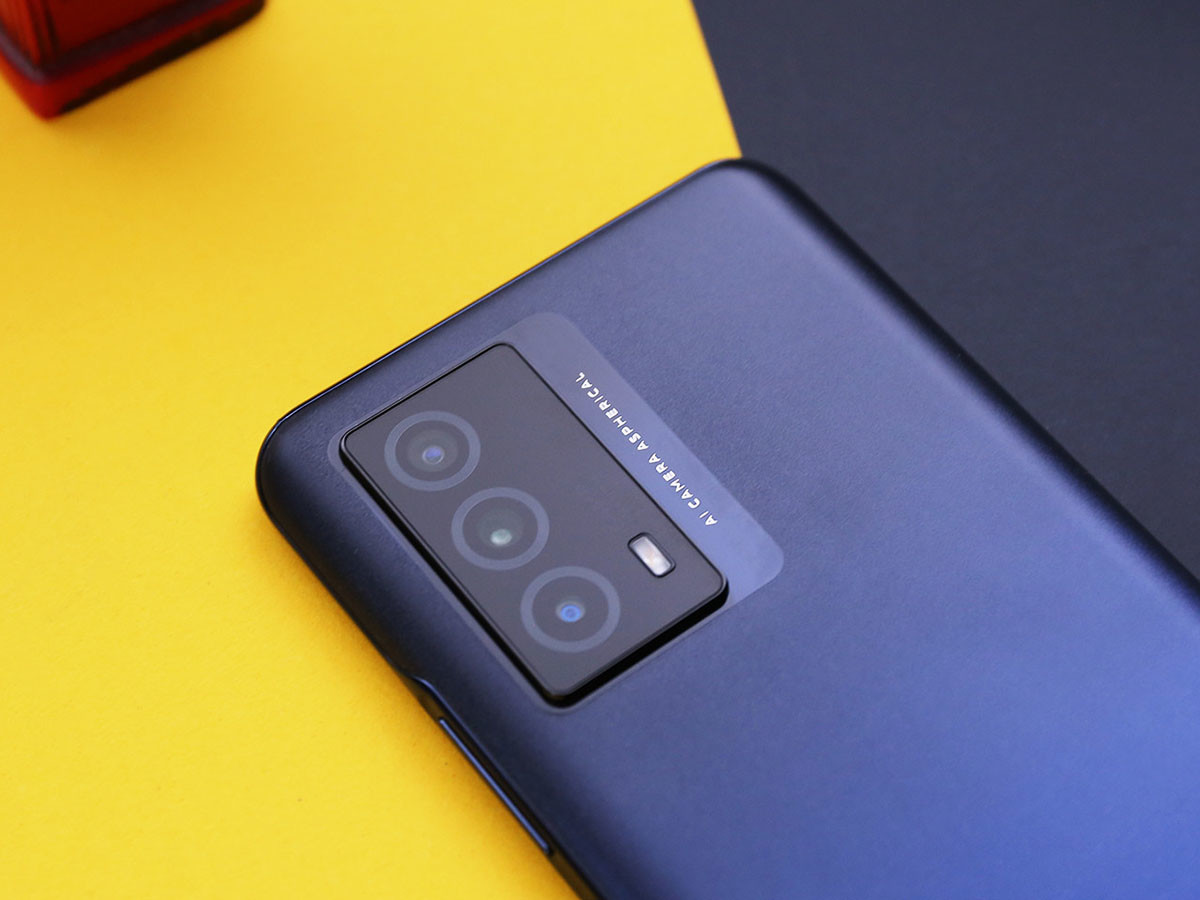 iqoo|?用来作为备用机的话，选iQOO Z5还是红米Note10 Pro？