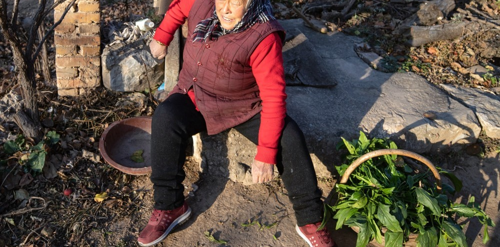 甲状腺|吃一次相当于8斤肥肉,很多人戒不掉,医生:无知,是自毁甲状腺