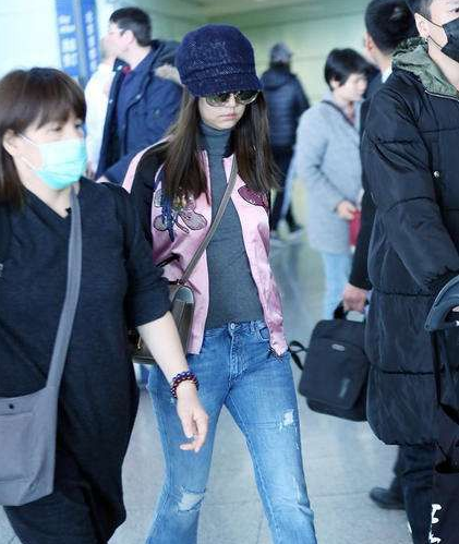 崔雪莉|女星会保养有多重要，如今的林心如脸上尽显憔悴，录节目时的耳坠更夸张！