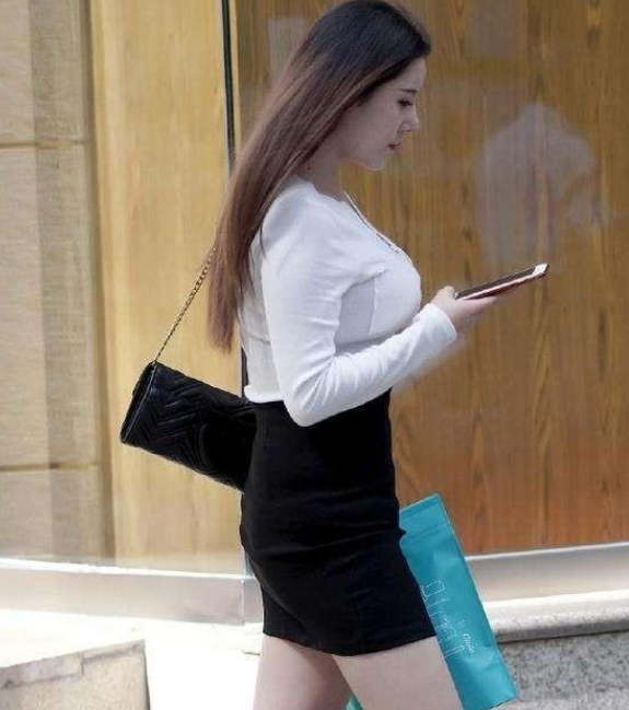 |身材太好的女生在职场中有哪些劣势？