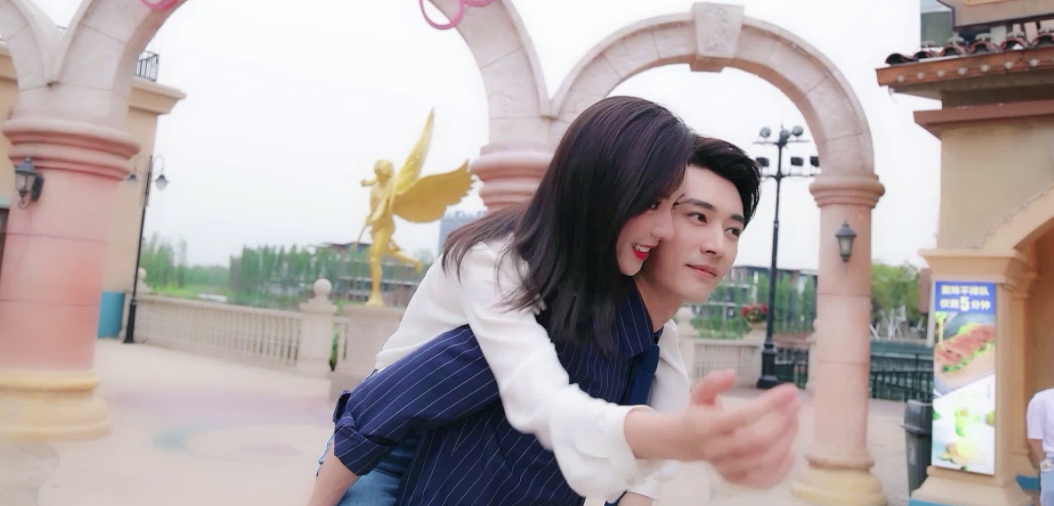 陈思诚|《夜色暗涌时》大火，刘学义张予曦颜值超高，演技也跟上节奏了