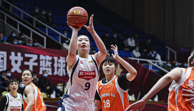 李月汝|总决赛1-0领先！内蒙古女篮险胜四川，李月汝20+19，李梦险受伤