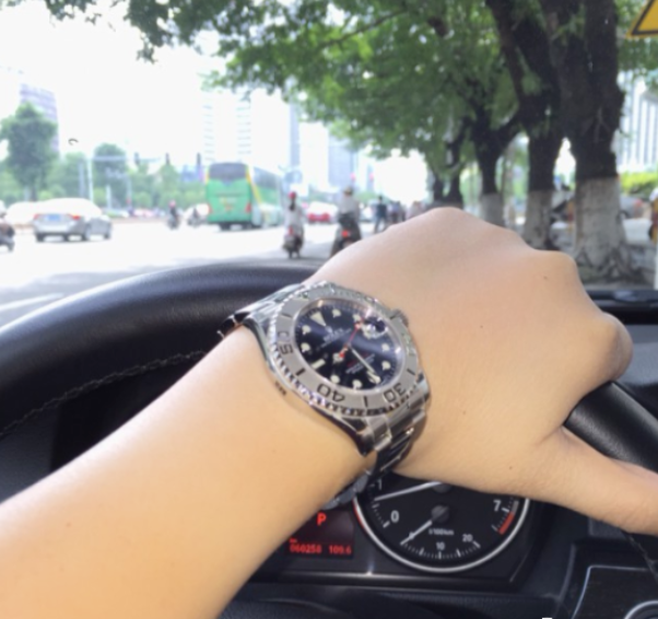 劳力士|钓鱼时适合戴哪款劳力士手表？这三款挺适合三四十岁男士