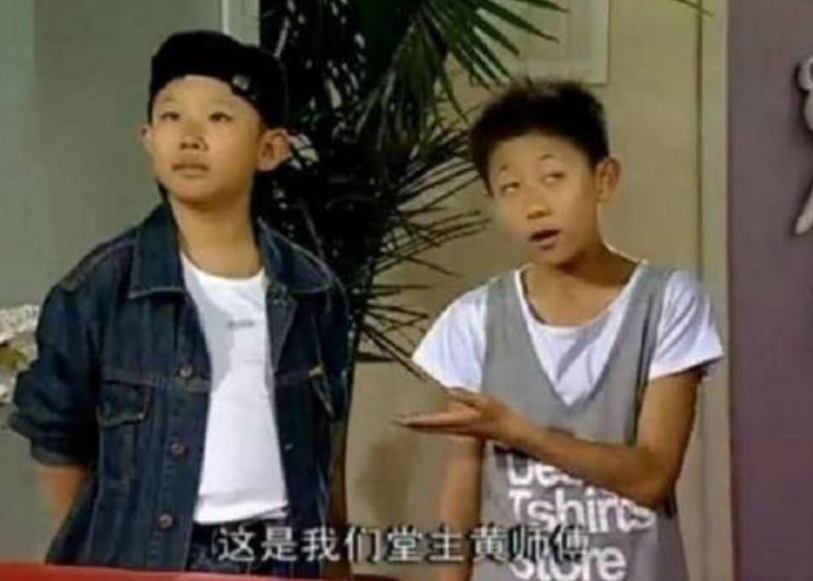 侯祥|他是知名演员，9岁停止发育34岁还演孩子，和妻子站一起像母子