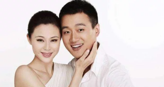 佟大为|没想到佟大为与妻子还有这层身份，男孩子的勇气果然重要，幸福会来敲门了！