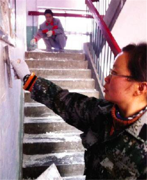 招聘|北大女硕士苏黎杰：因找工作受挫，回乡当油漆工：挣得少，但开心