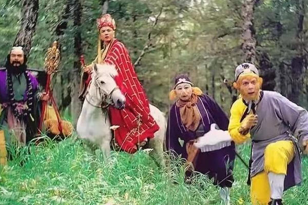 西游记|这部电影“脸皮厚”，贩卖情怀无底线，票房扑街3天567元，活该！