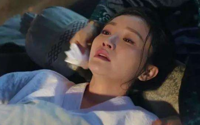 后宫史|清朝女子因难产昏厥,家人认为已死把她下葬,200年后棺内景像凄惨