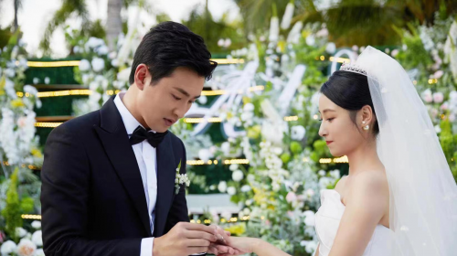 鹏鹏娟娟|王彦霖艾佳妮结婚 专属定制婚戒蕴藏浪漫爱恋