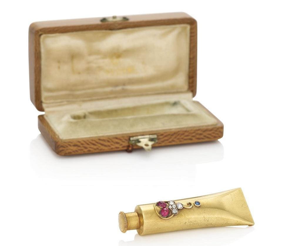 鹏鹏娟娟 佳士得伦敦将举行Harry Woolf藏品拍卖：Fabergé 私人收藏