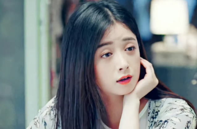 蒋欣|功勋：蒋欣扮演农村妇女申纪兰，优势和劣势都一样明显！