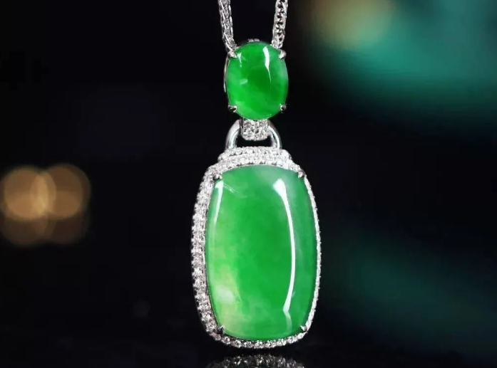 翡翠|翡翠饰品也有假货，你知道A货和B货的区别吗？一起来学习一下吧