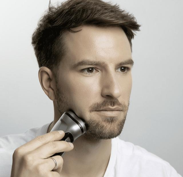 好物官|小米众筹破纪录的剃须刀,刮得一干二净,堪称价格屠夫,人人用得起