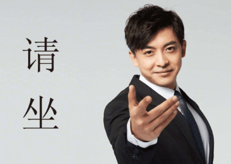 李佳航|李佳航：帮益达做了10年广告，没拿一分钱引热议，益达官方神回复