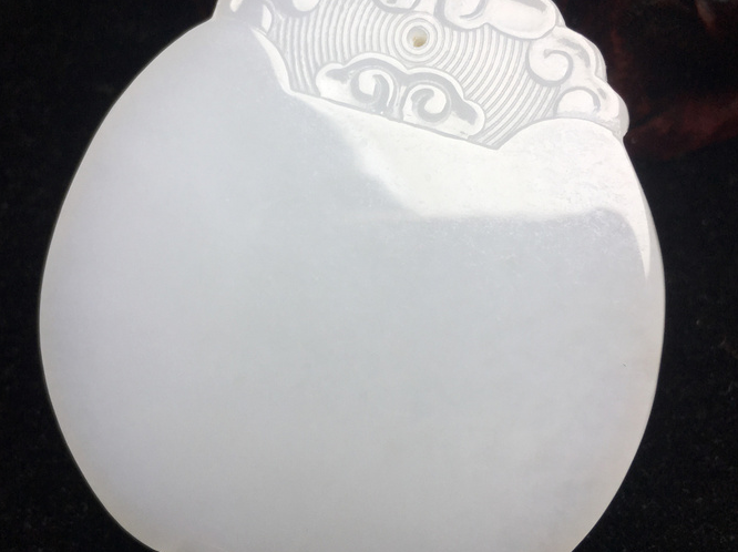 |买和田玉有讲究,没有可以不买,你会花钱购买一大堆烂料吗?