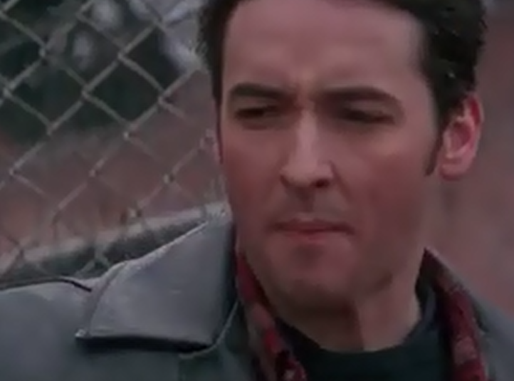 板板鱼说事 《横财就手》：男子在路上捡到巨款，他想留下钱，但是还是被通缉