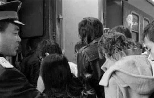 歷史維鑒 全國首位被判死刑的小偷，作案手法確實高超，稱：我從不偷2種人