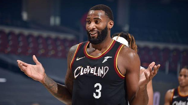 湖人隊|莊神聯(lián)手詹眉！王猛解讀：湖人攻防升級，守住前四將有大合同