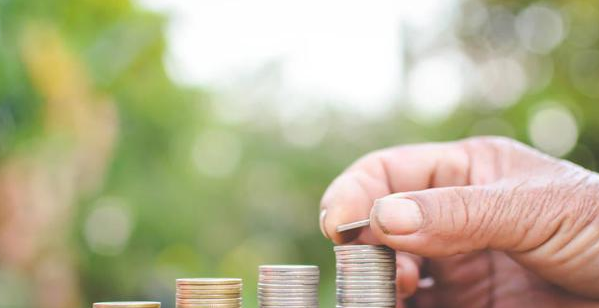 为你好而已|夫妻两人，一年工作下来存10万，在我国属于啥水平？