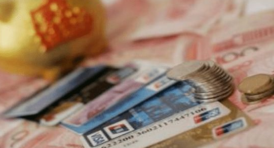 组织架构|一人有50万存款没房，另一人有100万房产没存款，谁的生活更好？