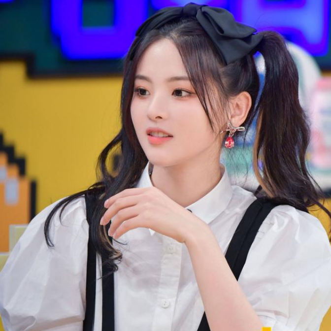 赵露思|因长得太美,在《非诚勿扰》当观众被星探发掘,今摇身一变成演员