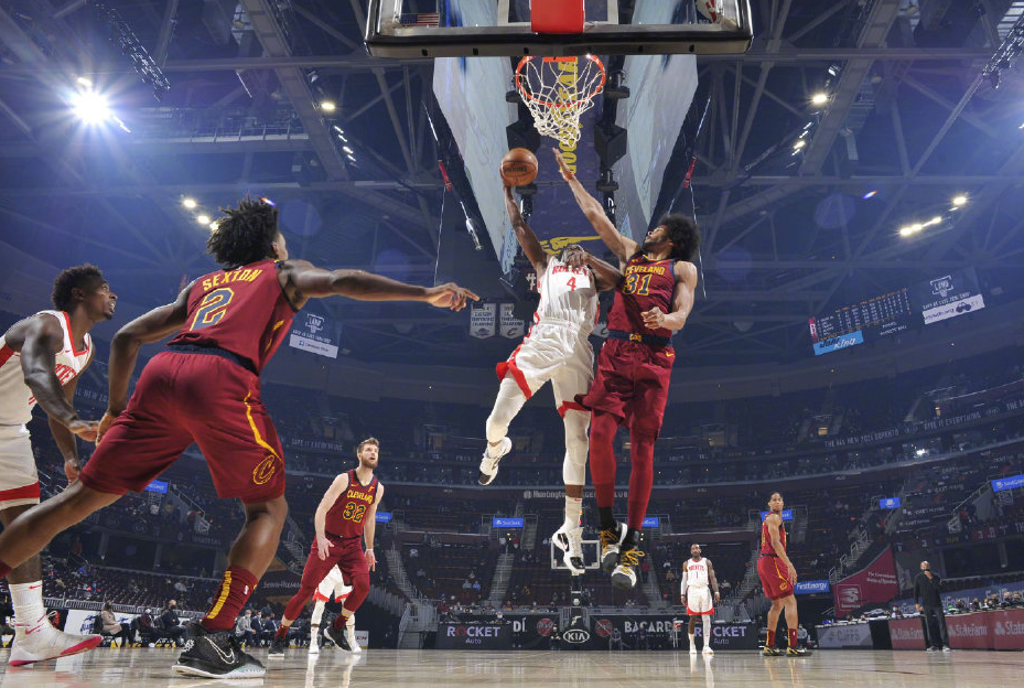 火箭队|戈登豪斯发力，火箭逆转13分！双巨头15中4，篮网旧将大爆发