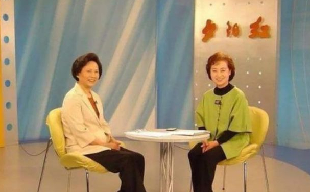 主持人|18年前，央视美女主持人，因推错门走上了不归路，生命最终定格在33岁