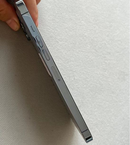 |国行贵，美版单卡还没保修！网友果断入手港版iPhone13Pro Max！