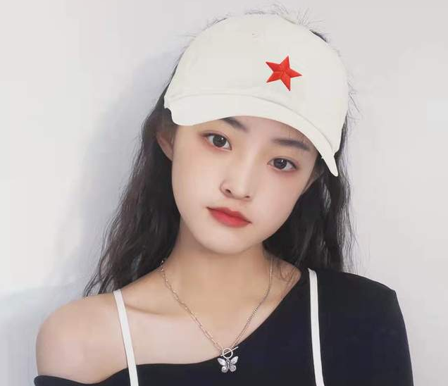 王昭君|她因饰演《红昭愿》中的王昭君一角，因为古装太过惊艳，被称为是最美小戏骨！