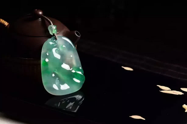 南召|你认为平平无奇的冰种翡翠，具有极高的价值，不了解下吗？