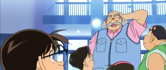 柯南|名柯：阿笠博士靠什么养活自己，柯南是白嫖，而他是博士大客户