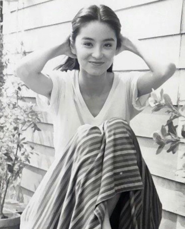 林青霞|66岁林青霞为88岁葛兰庆生，两位大美人合影，林青霞却输了？