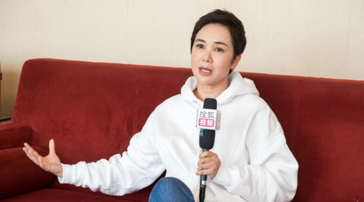 蒋雯丽|蒋雯丽捧红了外甥女，却鲜少提自己儿子，看到照片后难怪不愿公开