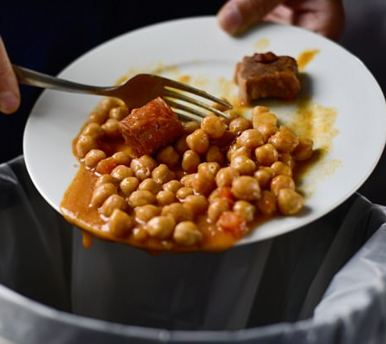 胃病|小米粥是胃病的“清洁剂”？建议：若想养胃，3种食物要少吃