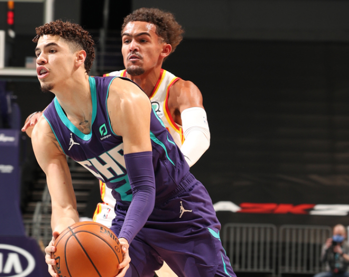 老鹰队|22+12+11，三球创造历史！黑马四连败褪色，特雷杨成下一个哈登