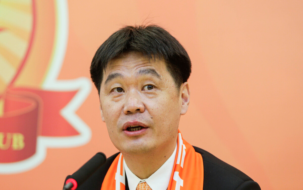 特魯西埃|李霄鵬被爆只待官宣，揚(yáng)科維奇即插即用，特魯西埃最適合國(guó)足