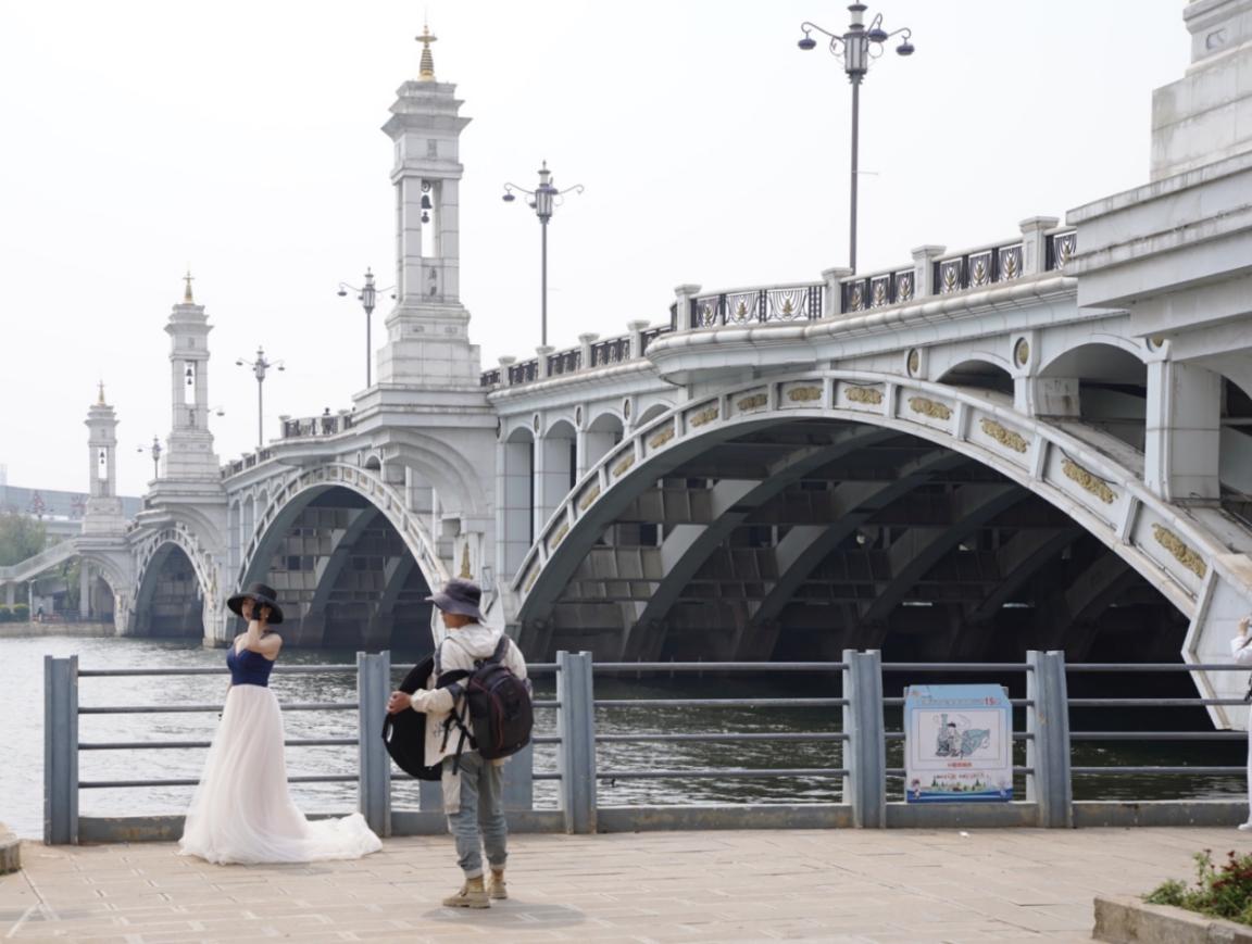 大理 大理这座大桥太火了，连《司藤》都来取景。都怪它长得太欧式！