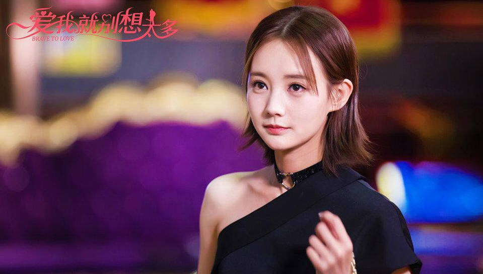 赵丽颖|她曾是赵丽颖替身，出道5年演了15次女主，如今和赵丽颖平起平坐