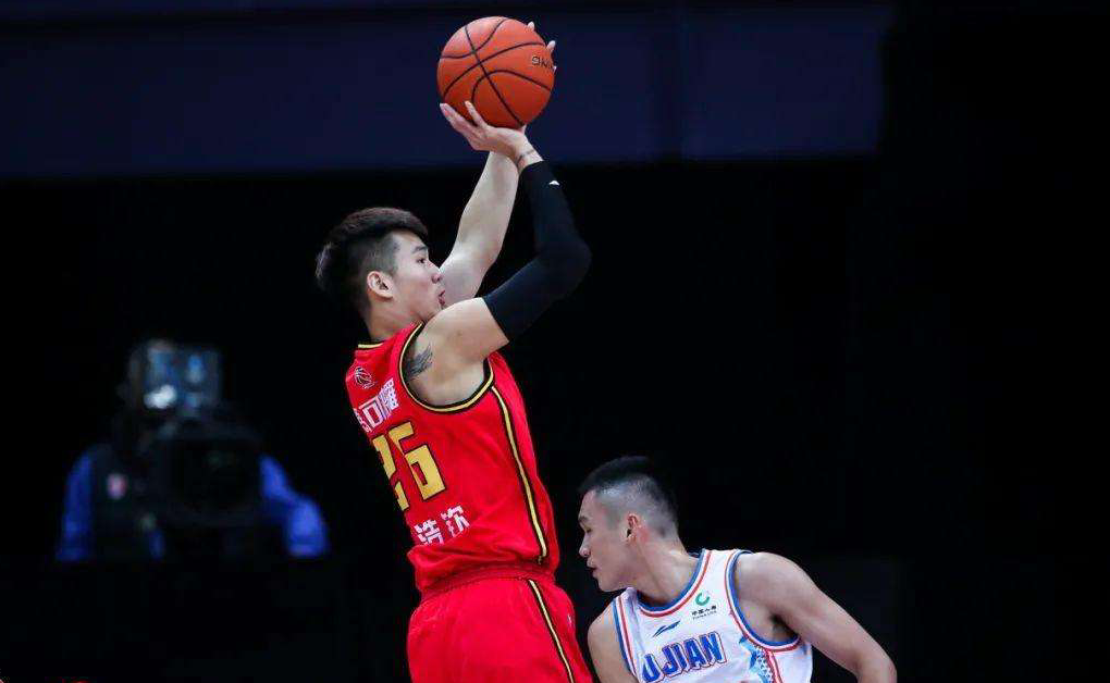 CBA|场均不足5分！深圳超新星全运会决赛狂砍43分，为啥CBA就不适应？