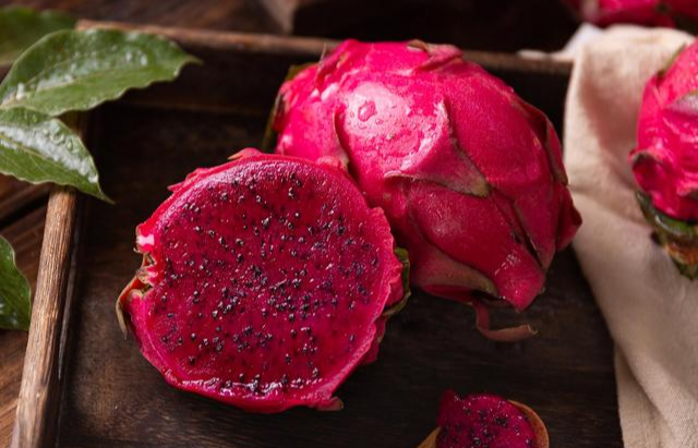 痘痘|女性不要太节俭,常吃这6种食物,搭配1运动,或可延缓衰老