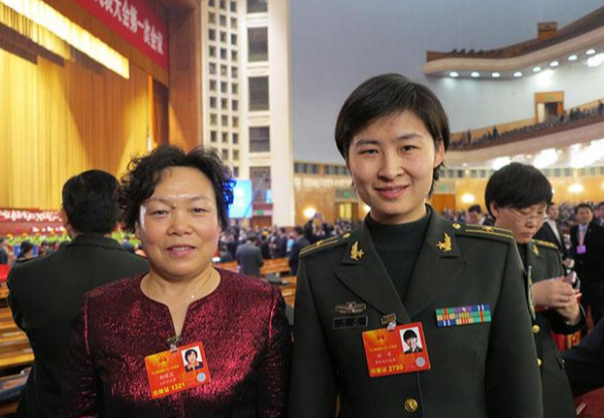 刘洋|中国首位女航天员刘洋近况，丈夫帅气露面，生活现状让人羡慕不已