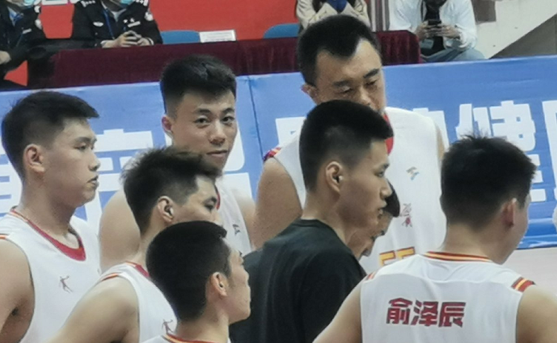 辽宁男篮|开门红！全运会预赛辽宁队83分大胜澳门，周琦替补，张镇麟轰23分