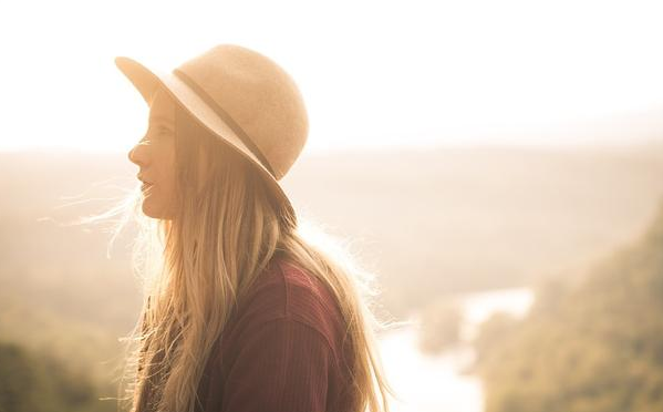 人像|拍摄旅行人像和普通人像外拍有哪些区别？