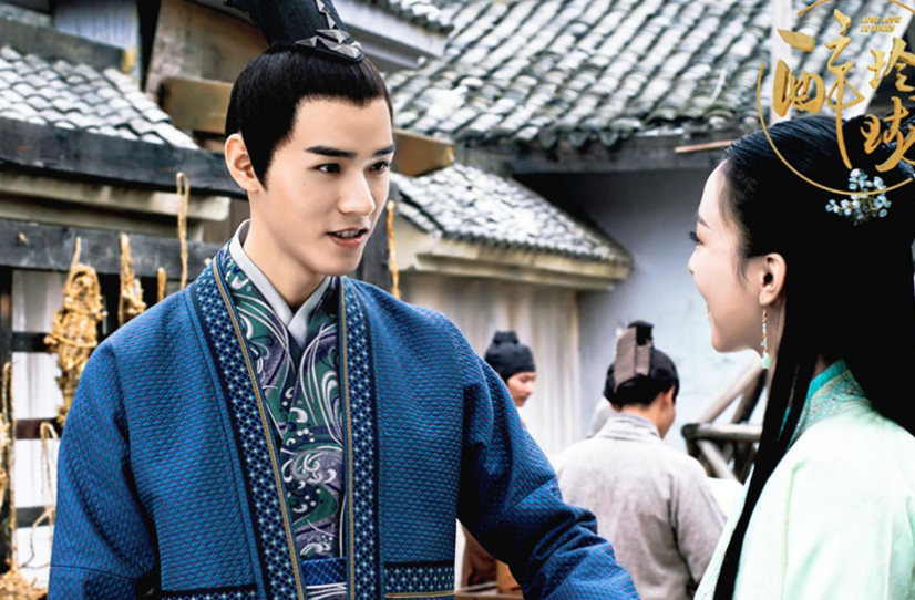 龚俊|龚俊现在的缺点很明显,改进的空间自然也大,他眼神灵气