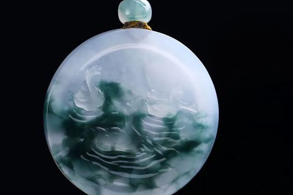 翡翠|被遗忘的翡翠，通过长时间被人挖掘，反之价值逐渐上升