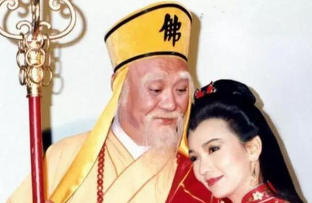 用你的手挖我的心|三十后的未婚剩女，谋生和谋爱哪个重要？