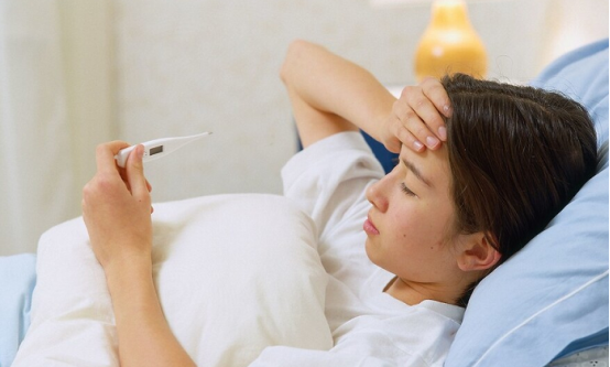 天天听健康 肝癌“上身”前，身体往往有这“4异常”！肝科主任痛心：很遗憾没人重视