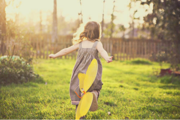 小牛育儿说|怎样增加在孩子眼里的威信，想让孩子服你，先从自己开始